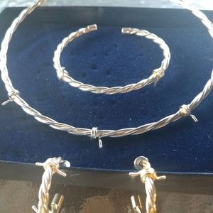 Montana Silversmiths Necklace set